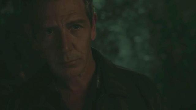 Imagen de la serie de Stephen King 'El Visitante' / HBO