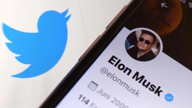 Perfil de Elon Musk en Twitter