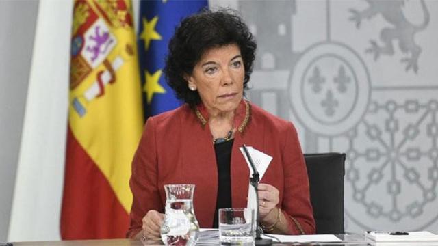 La portavoz del Gobierno, Isabel Celaá, en la rueda de prensa posterior al Consejo de Ministros / EFE