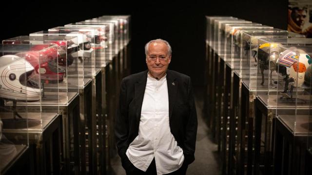 Rafael Tous durante la presentación de la exposición 'En tiempo real. La colección de Rafeael Tous de arte conceptual’, en el Macba / EUROPA PRESS