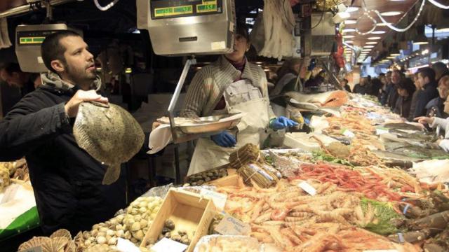 La menor confianza del consumidor afecta directamente en el consumo.