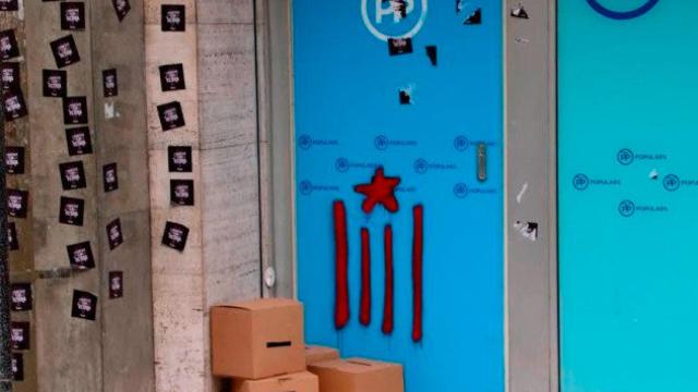 La sede del PP de Barcelona tras la acción de Arran en marzo / TWITTER