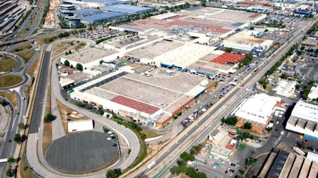 Vista aérea de la planta de Nissan en la Zona Franca de Barcelona, donde se aplicará un ERE a finales de abril / NISSAN