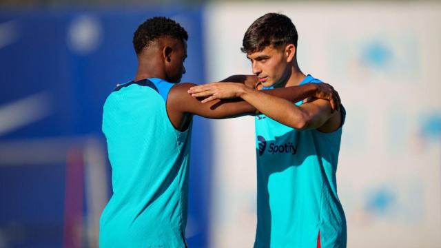 Ansu Fati y Pedri, las joyas de la corona, unidas en el primer entrenamiento del Barça 2022-23 / FCB