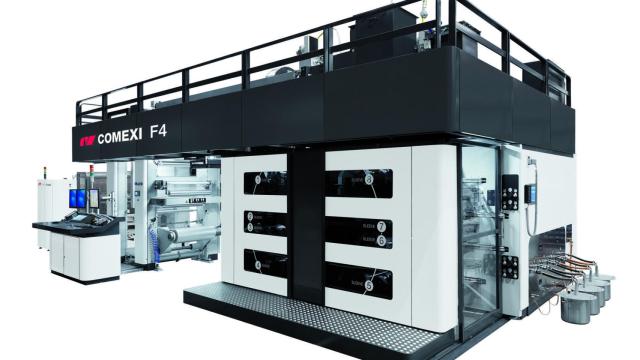 Una máquina de la compañía Comexi