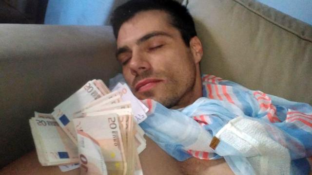 Albert Cavallé, apodado como 'estafador del amor'  / FACEBOOK