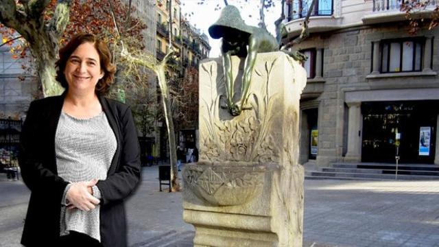 Ada Colau, alcaldesa de la capital catalana, y una de las fuentes ornamentales que forman parte de los activos que gestiona la Sociedad General de Aguas de Barcelona / FOTOMONTAJE DE CG