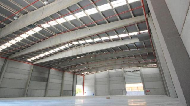 Nave de Ikea montada por Centro Montajes SA