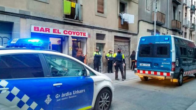 Operación policial anterior en el Raval de la Guardia Urbana y Mossos d'Esquadra / EFE