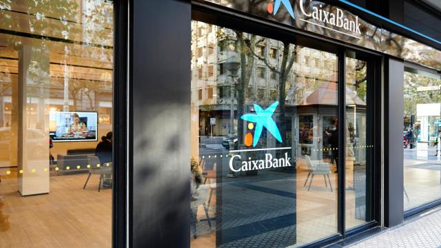 Una sucursal de Caixabank / EP