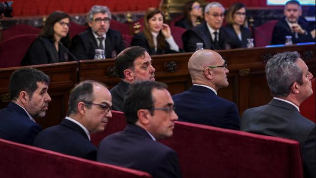 Imagen de los líderes del 'procés' cuando esperaban la sentencia del Tribunal Supremo / EFE