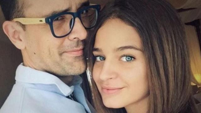 El publicista Risto Mejide junto a su novia, Laura Escanes