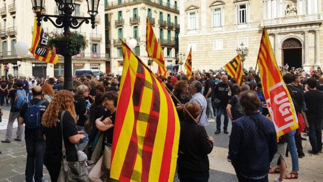 La protesta de trabajadores del Ayuntamiento de Barcelona de hoy viernes / CG