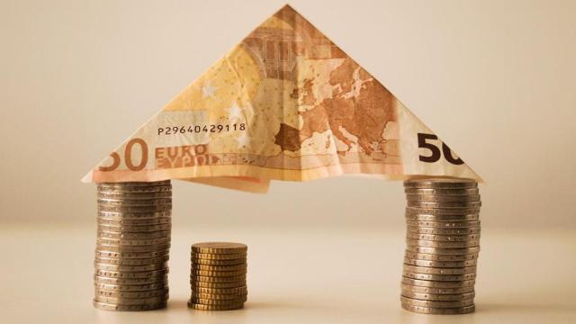 Vivienda construida con el dinero de un sueldo / PIXABAY