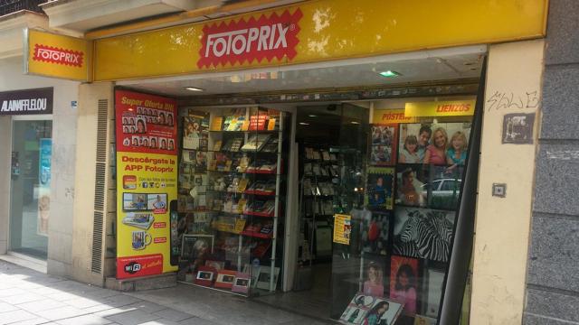 Imagen de archivo de una tienda de fotografía, uno de los 2.000 comercios en riesgo según EUfoto y Pimec / EUROPA PRESS
