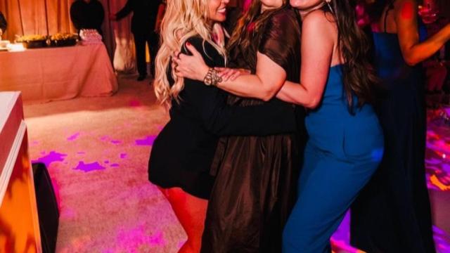 Britney Spears, Drew Barrimore y Selena Gómez / INSTAGRAM