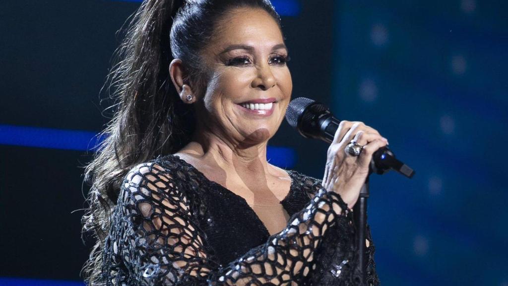 La cantante española, Isabel Pantoja, durante uno de sus conciertos / EP