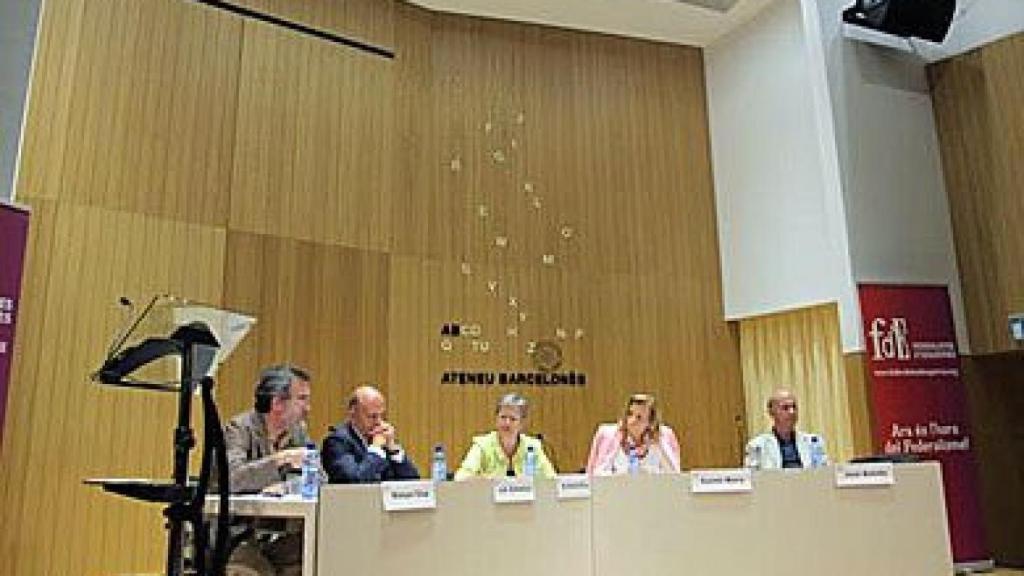 Presentación oficial de Federalistes d'Esquerres en el Ateneo Barcelonés, en septiembre de 2013