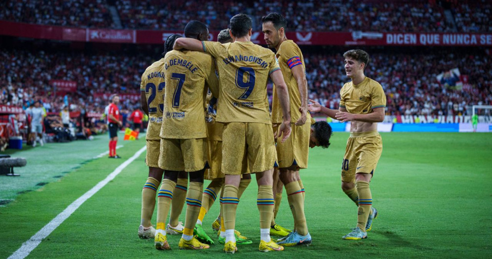 El Barça celebrando su victoria contra el Sevilla / FCB