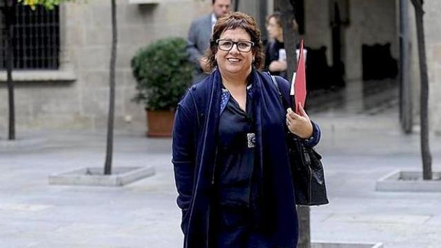 Dolors Bassa, consejera de Trabajo, Asuntos Sociales y Familia que pregunta al sector privado cómo hacer frente a la pobreza energética / EFE