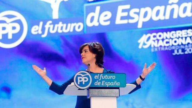 La candidata a la Presidencia del PP, Soraya Sáenz de Santamaría, durante su intervención hoy en el XIX Congreso del partido / EFE