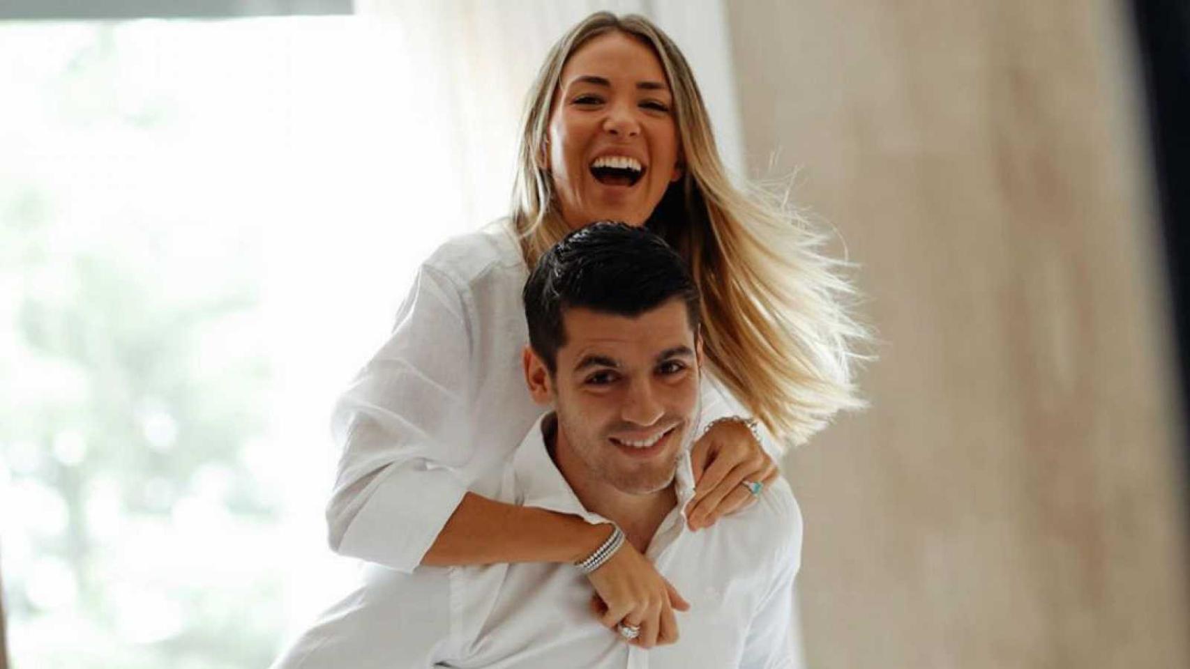 Alice Campello con Álvaro Morata felices con sus hijos gemelos