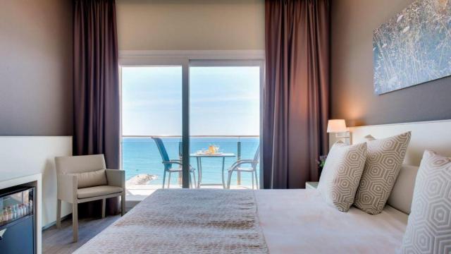 Habitación de un hotel de Sitges, donde se espera una alta ocupación esta Semana Santa / EP
