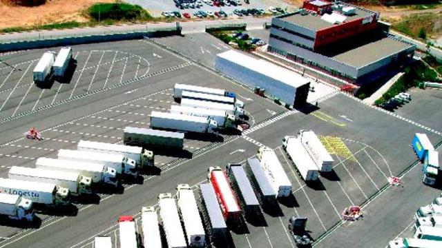 Padrosa Services Center en Hostalets de Llers