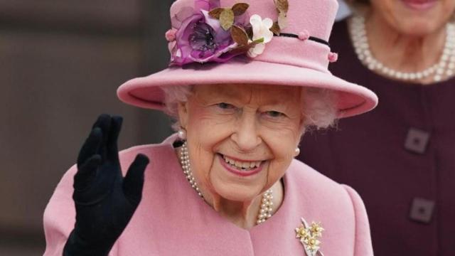 La reina Isabel de Inglaterra renuncia al premio ‘Viejita de año’ /INSTAGRAM