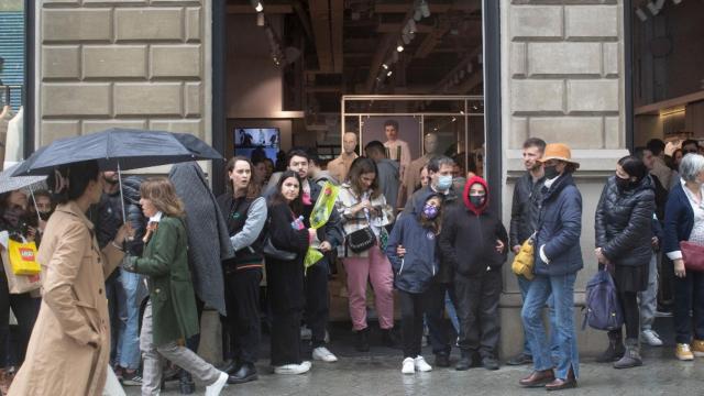 Imagen de archivo de un día de lluvia en Barcelona / AGENCIA EFE