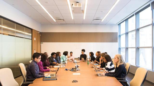 Reunión de trabajo / PEXELS