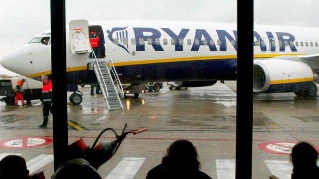 Una aeronave de Ryanair, en un aeropuerto español en una imagen anterior / EP