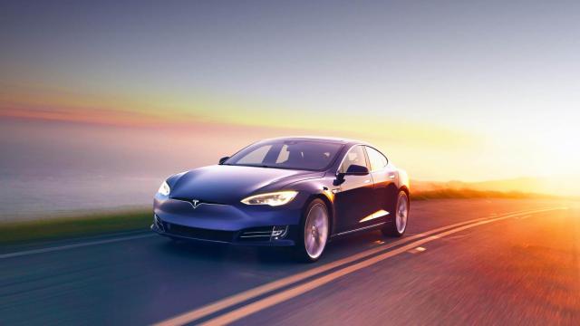 Una foto de archivo de un vehículo Tesla Model S / Tesla