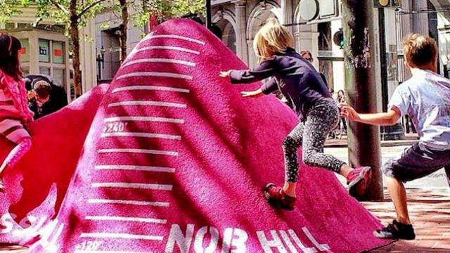 instalación de ATLAS Lab que fue creada para el San Francisco Market Street Prototyping Festival / CG