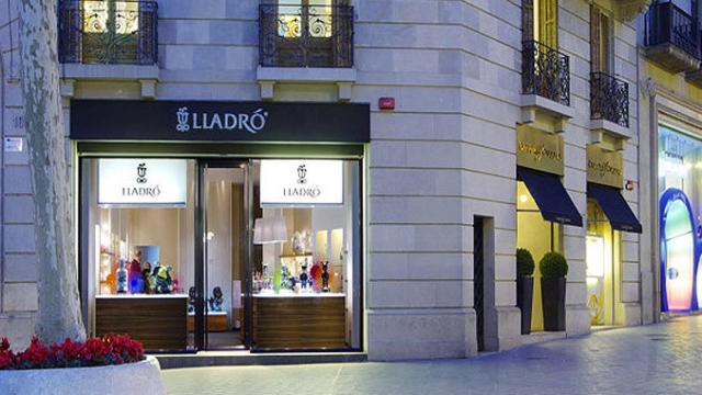 Establecimiento de Lladró en Barcelona / AS. PASSEIG DE GRÀCIA