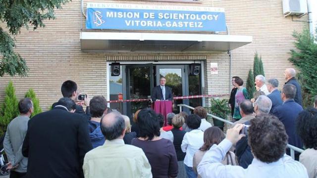 Inauguración de un centro de la Iglesia de la Cienciología en Vitoria / INGLESIADESCIENTOLOGY.ES