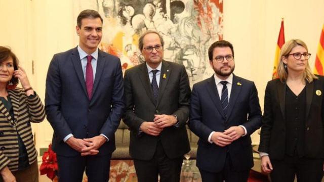 Pedro Sánchez y Quim Torra con ministros y 'consellers' / GOVERN
