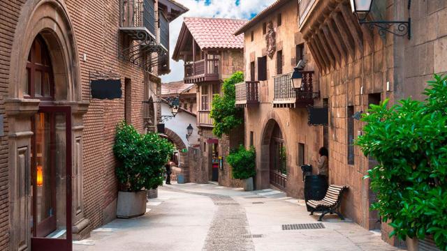 Imagen de una calle del Pueblo Español de Barcelona / Cedida