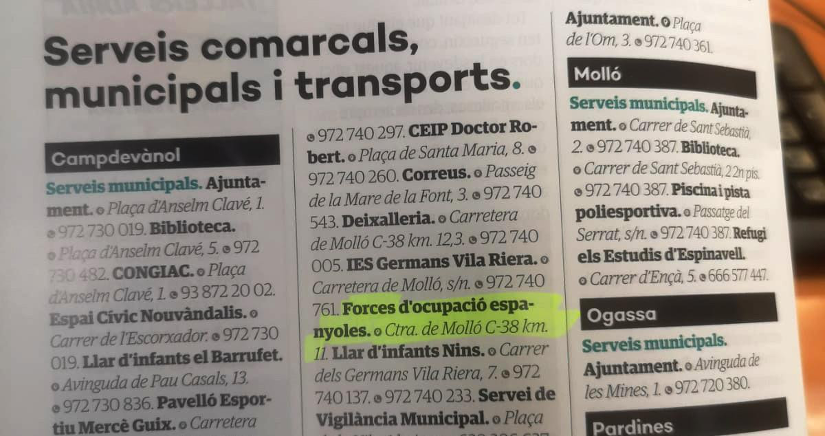 La página de 'Latira' en que se acusa a los policías nacionales de ser fuerzas de ocupación / @PAUGUIX