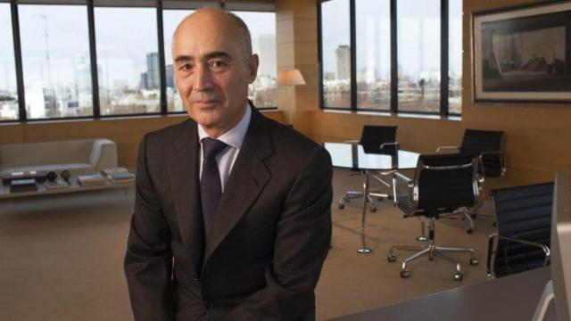 Rafael del Pino, presidente de Ferrovial, busca la equidistancia en Reino Unido, poniéndose a cubierto por el Brexit, pero optando a los grandes contratos