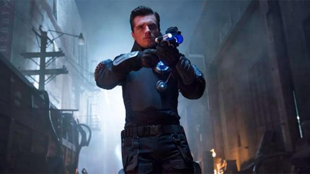 Demos la bienvenida a Josh Futturman, el nuevo Marty McFly