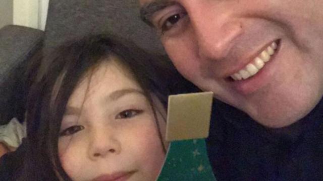 Julio Quezada con su hija Camila / EP