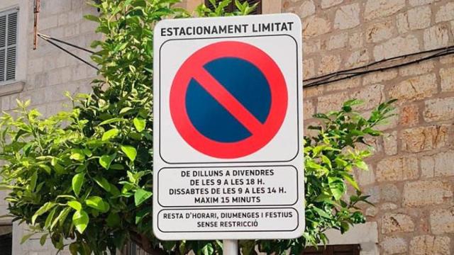 Señales viarias en catalán / EUROPA PRESS