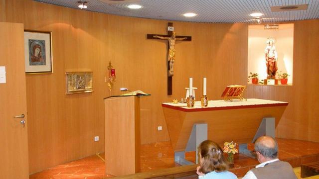 La capilla católica del aeropuerto de Barajas