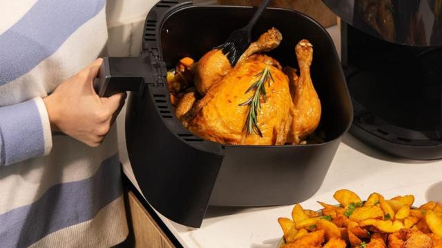 Freidora de aire Cecotec Cecofry Bombastik 6000 / ARCHIVO