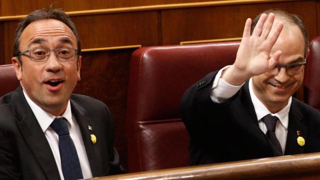 Los 'exconsellers' del PDECat Josep Rull (i) y Jordi Turull (d) en el Congreso de los Diputados / EUROPA PRESS