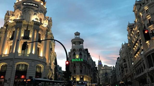 La Comunidad de Madrid regulariza los pisos turísticos con certificados de idoneidad y número máximo de huéspedes