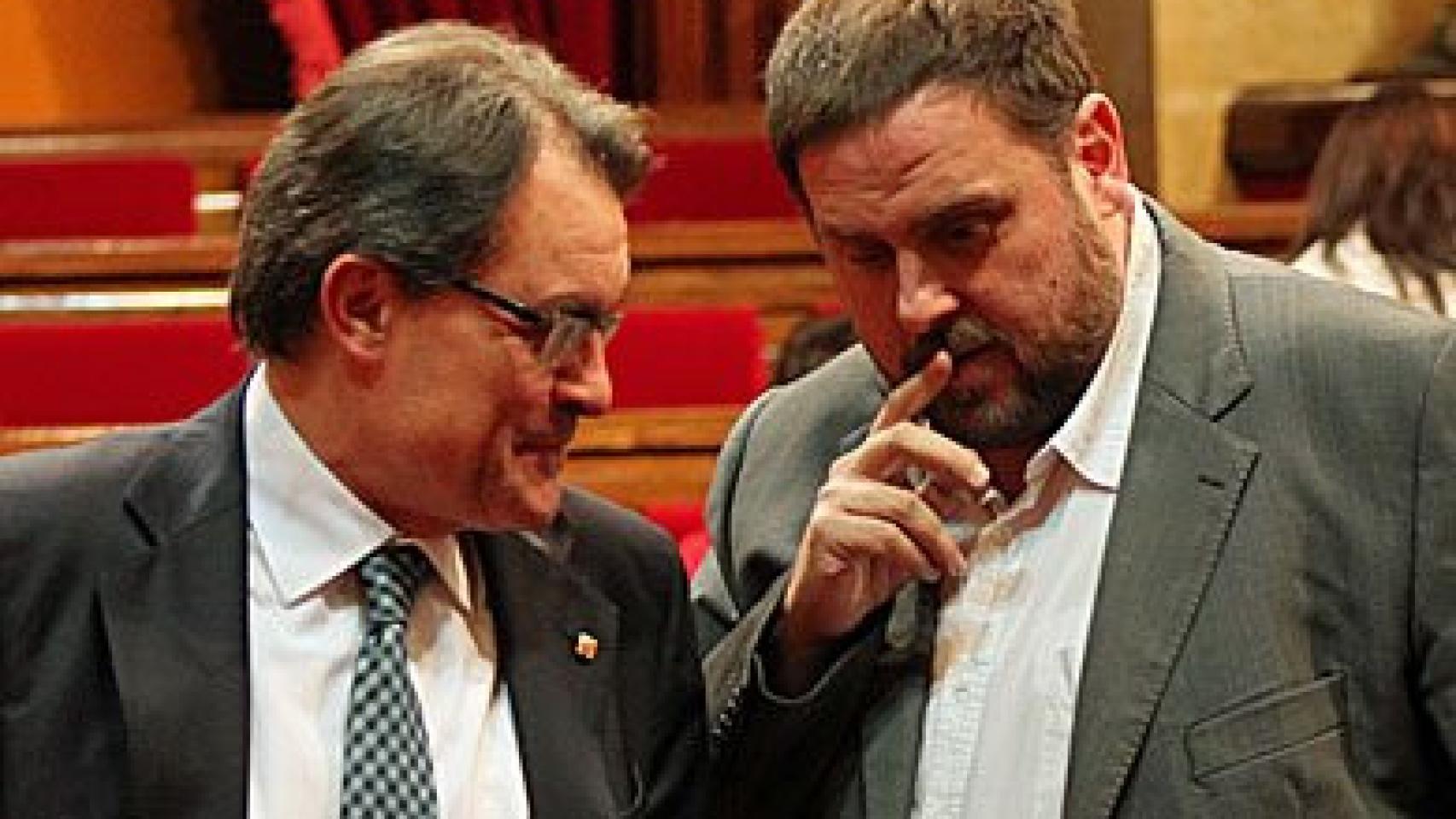 Junqueras y Mas, en el Parlament de Cataluña