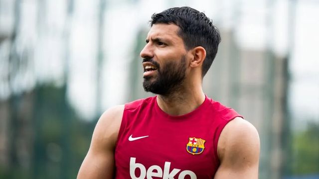 Sergio Kun Agüero en un entrenamiento del Barça / FCB