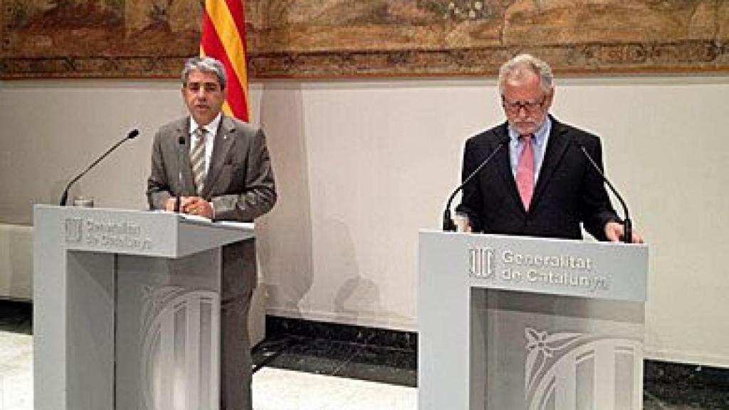 El portavoz de la Generalidad, Francesc Homs, y el presidente del CATN, Carles Viver Pi-Sunyer